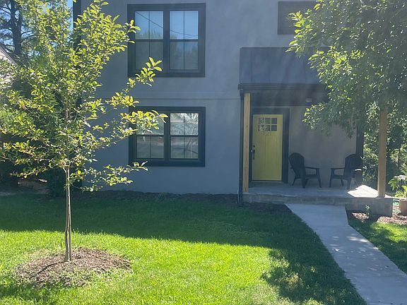 5th image of 121 E Weaver Ave