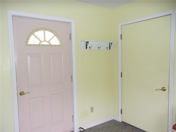 4th image of 4765 Huff Rd