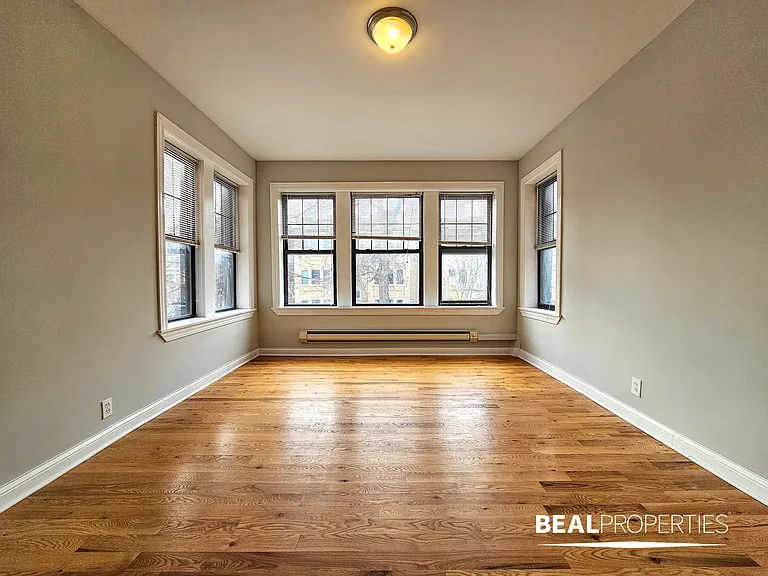 4407 N Wolcott — Photo 41