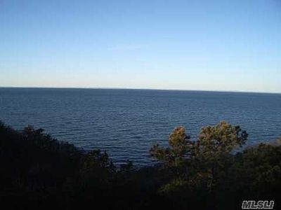 1st image of 1002 Bluffs Dr N
