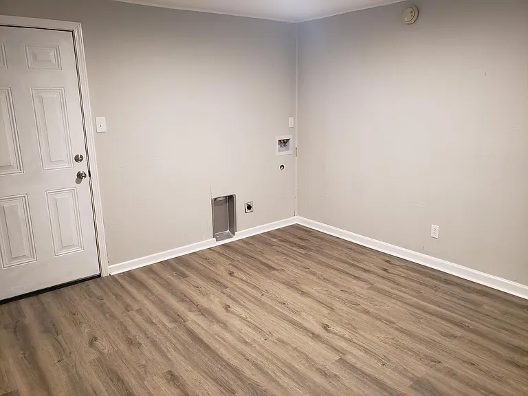 1410 Southfield Dr — Photo 21