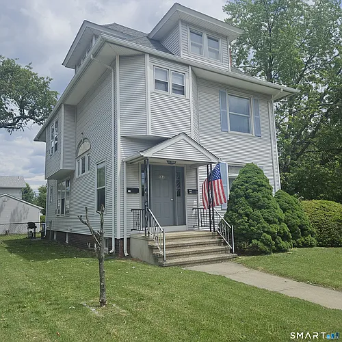 583 Washington Ave Photo 1