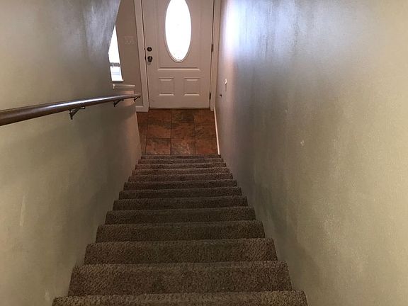 4th image of 525 NE East St