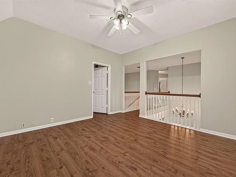 11218 Timbertree Ln — Photo 27