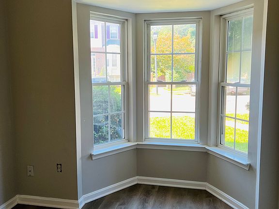 4th image of 7511 E Plateau Dr