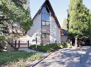 180 Grass Valley Rd, Lake Arrowhead, CA 92352
