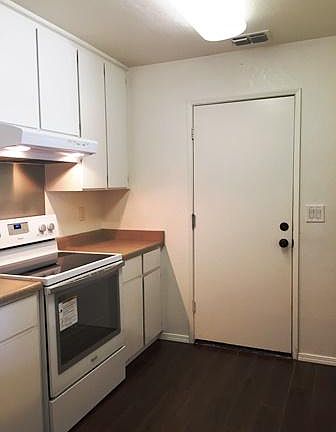 3rd image of 7353 Souza Cir