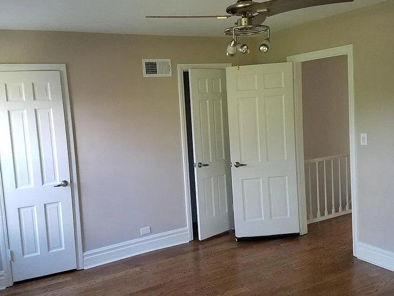 202 Green Bay Rd — Photo 6