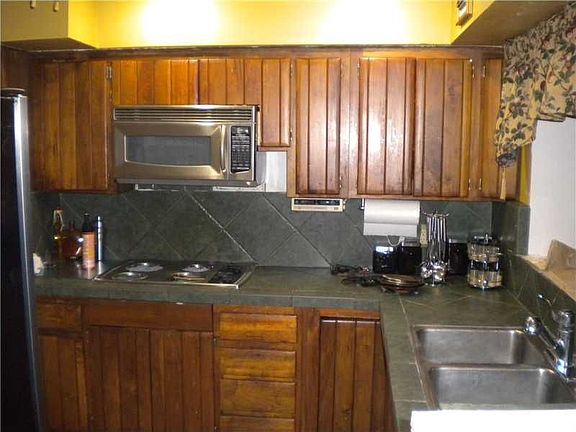 3rd image of 2029 NW 11th Ave