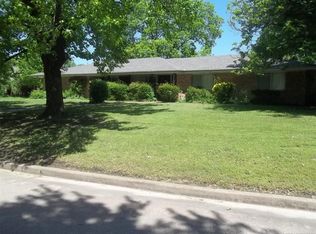 1100 Grandview Rd, Bartlesville, OK 74006