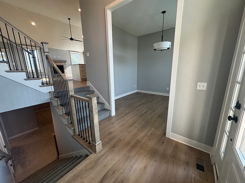 5 bed, 3.5 bath, 3078 sqft, $4,900 — Photo 4