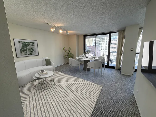 12 E Ontario St #1701 — Photo 2