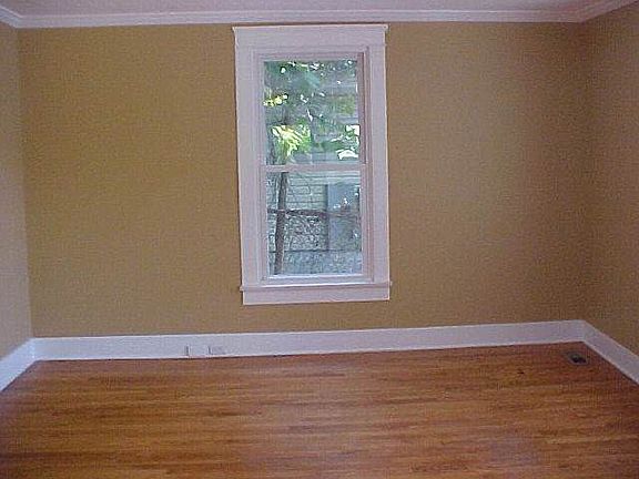 3rd image of 2501 Washington Ave