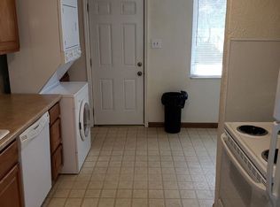 747 Locust St, Redding, CA 96001