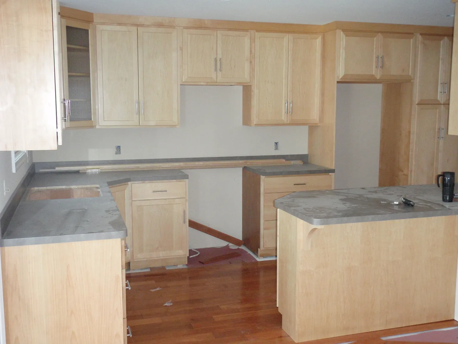1796 Newport Avenue - 1 — Photo 4