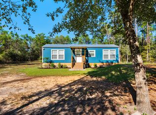156 McCloud Rd, Freeport, FL 32439
