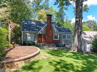 1823 Montrose Dr, East Pt, GA 30344