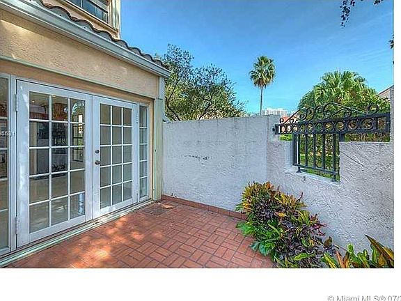 5th image of 21208 Harbor Way #13513