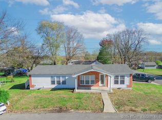 506 S Walnut St, Eldon, MO 65026