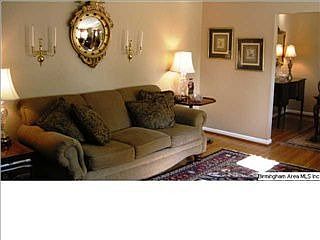 5th image of 2536 Yorkmont Dr