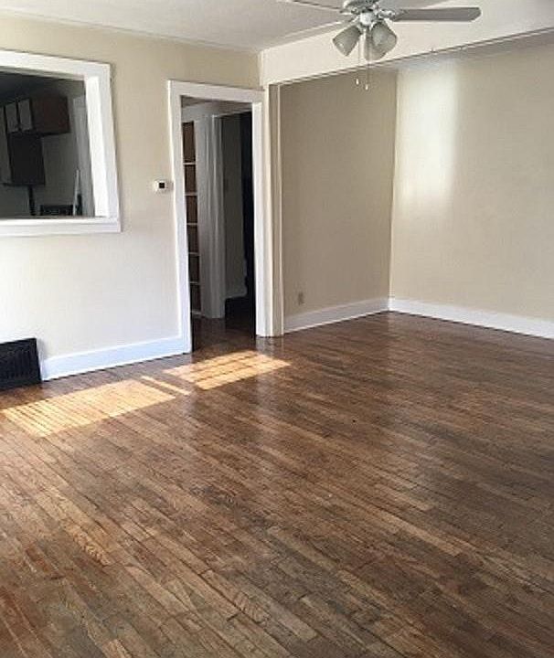 1st image of 712 S 4th St