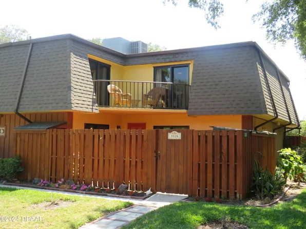 3826 Saxon Dr, New Smyrna Beach, FL 32169