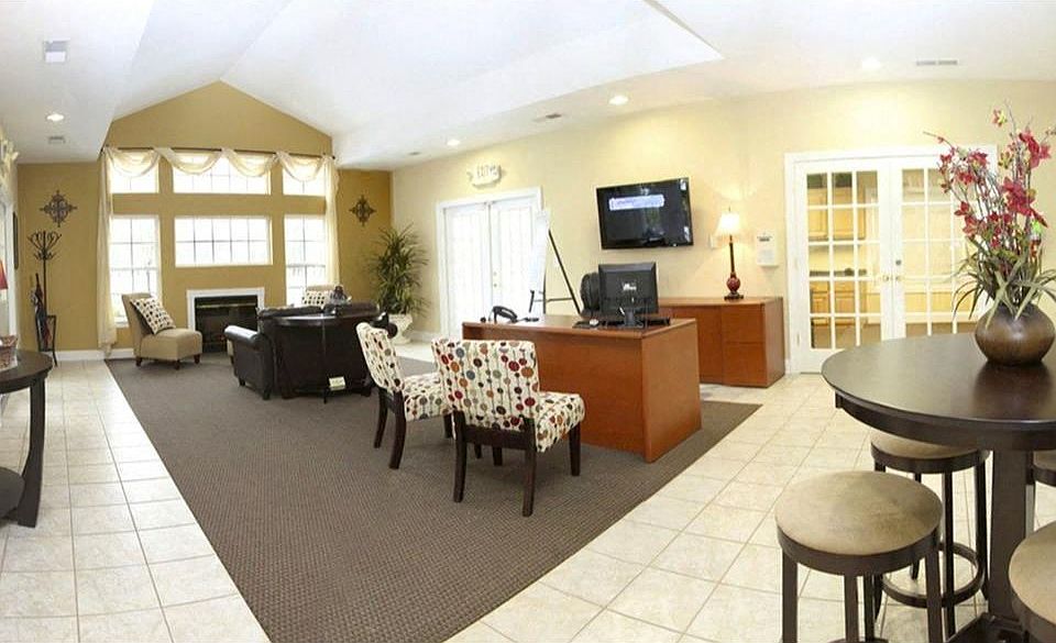 Chesterfield Gardens Apartments 2260 Golden Garden Cir Chester VA