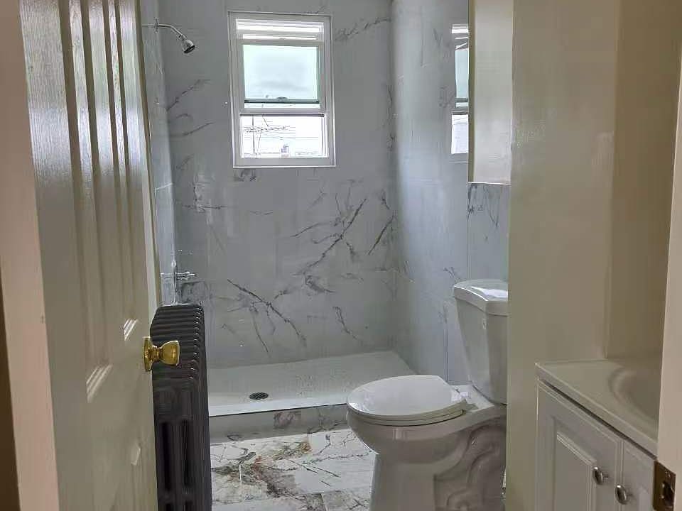 1st image of 606 Tasker St