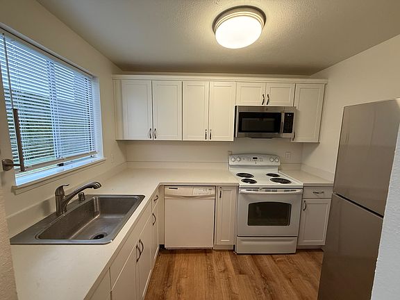 2nd image of 1014 11th St NW #1014