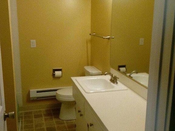 5th image of 14332 32nd Ave NE APT D