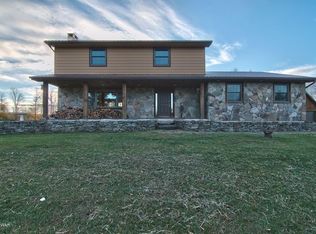 604 Long Pond Rd, Forest City, PA 18421