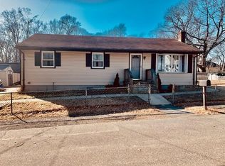 13 Leboeuf St, Acushnet, MA 02743