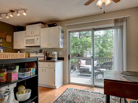 5th image of 5049 Stoneybrook Blvd #6B