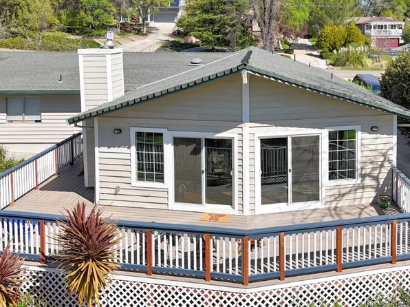 11803 Torrey Pines Dr, Auburn, CA 95602