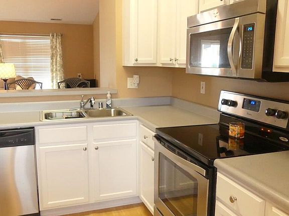 5th image of 2384 Heritage Park Dr