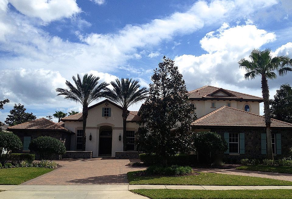 2nd image of 2037 Alaqua Lakes Blvd