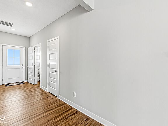 3rd image of 2731 Grassy Branch Dr