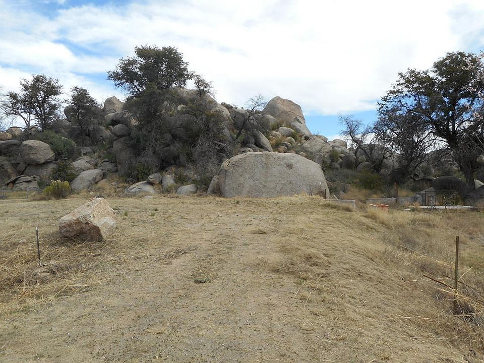 1st image of 22971 S Lakewood Dr