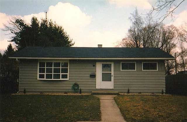 1st image of 1228 Romain Ave