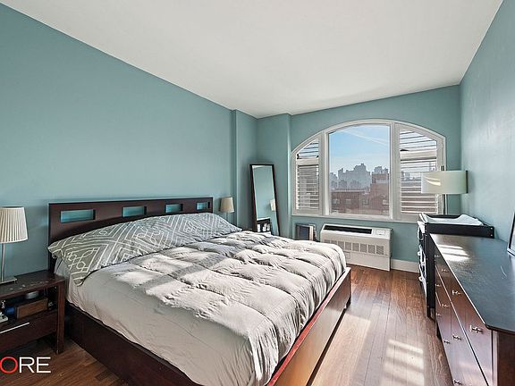 5th image of 161 E 110th St APT 7F