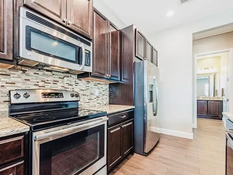 9032 Merrifield St — Photo 1