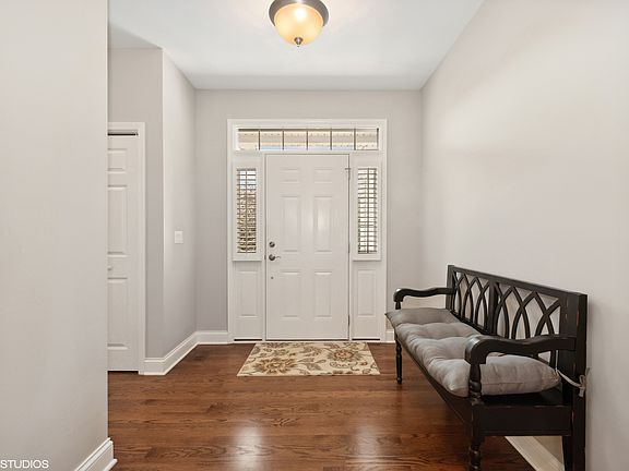 2nd image of 12161 Magnolia Ct