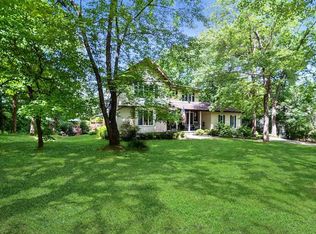 27 Hickman Dr, Hopewell Junction, NY 12533