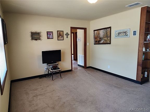 4th image of 50 Risher Ave