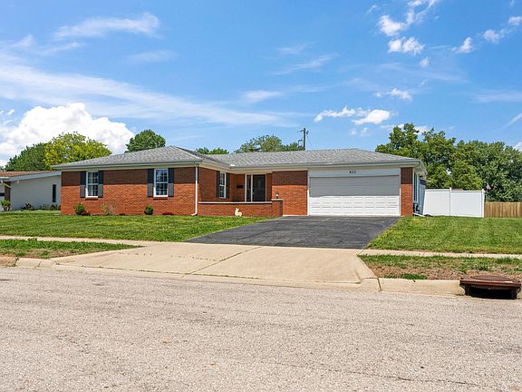 2nd image of 432 Glenmont Ct
