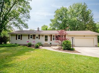 1746 Edgar Dr, Hudson, OH 44236