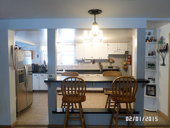 breakfast bar