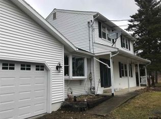 186 Middle Rd, Altamont, NY 12009