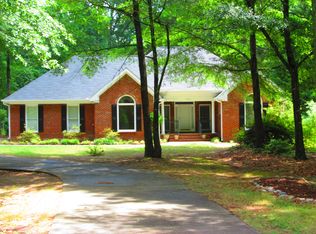 1964 McConnell Rd, Grayson, GA 30017