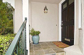 Entry :: 248 Juanita Way